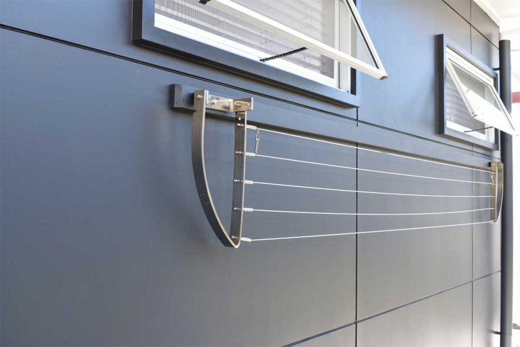 Wall mounted clothes line folding Wall mounted clothes line folding